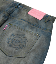 Load image into Gallery viewer, Distressed Denim Jeans
