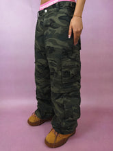 Load image into Gallery viewer, 2-in-1 Star Camo Cargo Pants/Shorts
